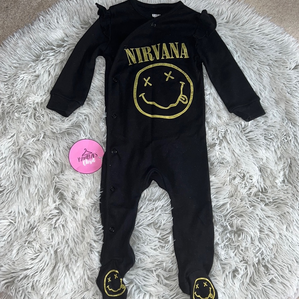 6-9M Botton Up Nirvana Outfit